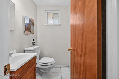 Tiny photo for 4035 Greencrest Lane, Toledo, OH 43614 (MLS # 10002365)