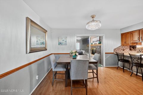 Tiny photo for 4035 Greencrest Lane, Toledo, OH 43614 (MLS # 10002365)