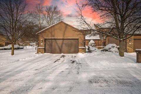 Photo of 1 Parkview Drive, Perrysburg, OH 43551 (MLS # 10003438)