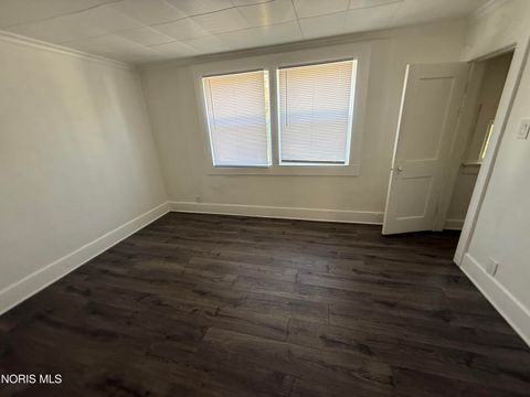 Tiny photo for 1123 Hamilton Street, Toledo, OH 43607 (MLS # 10005280)