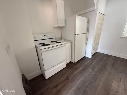 Tiny photo for 1123 Hamilton Street, Toledo, OH 43607 (MLS # 10005280)