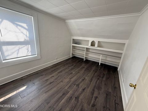 Tiny photo for 1123 Hamilton Street, Toledo, OH 43607 (MLS # 10005280)