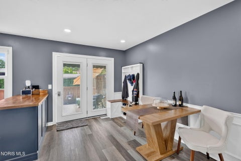 Tiny photo for 6629 Garden Road, Maumee, OH 43537 (MLS # 10012790)