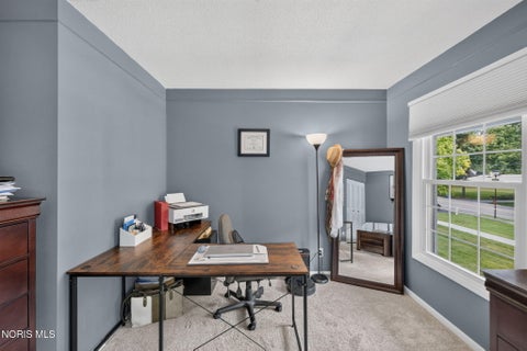 Tiny photo for 6629 Garden Road, Maumee, OH 43537 (MLS # 10012790)