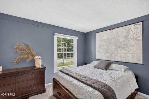 Tiny photo for 6629 Garden Road, Maumee, OH 43537 (MLS # 10012790)