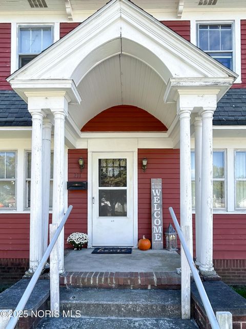 Tiny photo for 211 Summit Street, Fostoria, OH 44830 (MLS # 10000286)