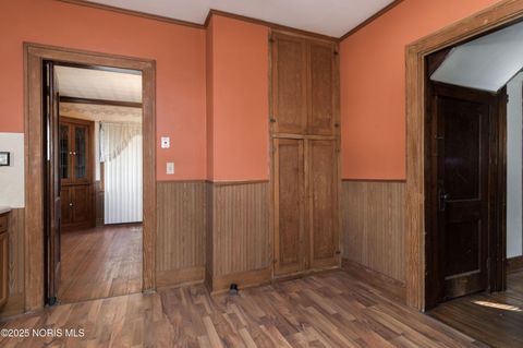 Tiny photo for 211 Summit Street, Fostoria, OH 44830 (MLS # 10000286)