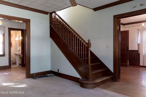 Tiny photo for 211 Summit Street, Fostoria, OH 44830 (MLS # 10000286)