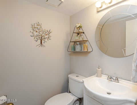 Tiny photo for 2923 Stoneleigh Drive, Toledo, OH 43617 (MLS # 10011139)
