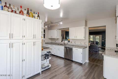 Tiny photo for 2923 Stoneleigh Drive, Toledo, OH 43617 (MLS # 10011139)