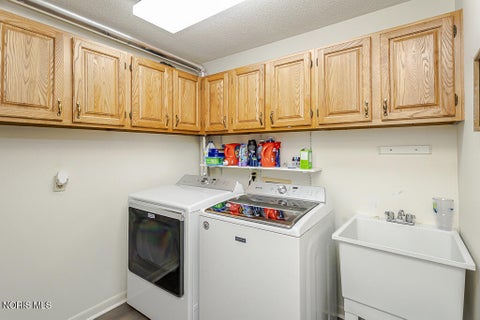 Tiny photo for 2923 Stoneleigh Drive, Toledo, OH 43617 (MLS # 10011139)