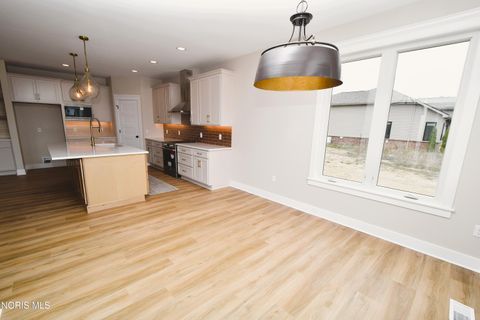 Tiny photo for 9225 Summer Song Ln, Sylvania, OH 43560 (MLS # 10005515)