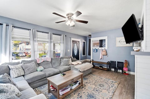 Tiny photo for 4134 N Lockwood Avenue, Toledo, OH 43612 (MLS # 10014036)