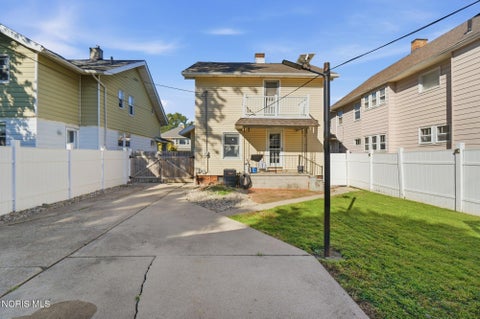 Tiny photo for 4134 N Lockwood Avenue, Toledo, OH 43612 (MLS # 10014036)