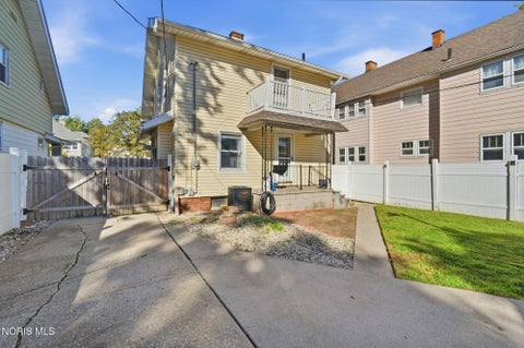 Tiny photo for 4134 N Lockwood Avenue, Toledo, OH 43612 (MLS # 10014036)