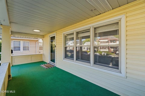 Tiny photo for 4134 N Lockwood Avenue, Toledo, OH 43612 (MLS # 10014036)