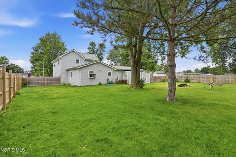 Tiny photo for 1621 Foraker Avenue, Findlay, OH 45840 (MLS # 10009753)