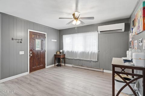 Tiny photo for 1621 Foraker Avenue, Findlay, OH 45840 (MLS # 10009753)