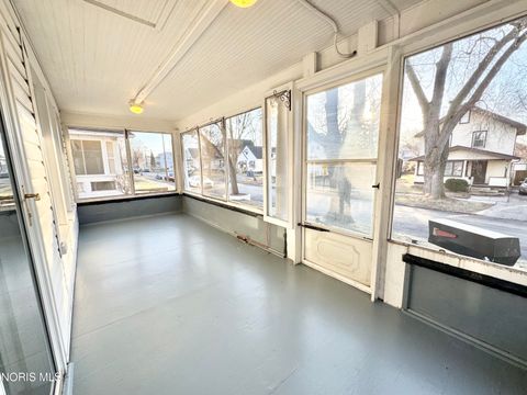 Tiny photo for 4104 Caroline Avenue, Toledo, OH 43612 (MLS # 10004257)