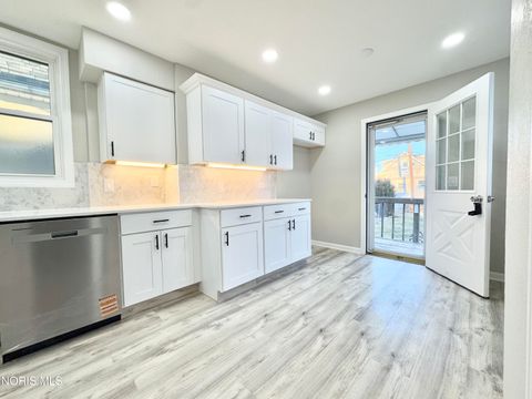 Tiny photo for 4104 Caroline Avenue, Toledo, OH 43612 (MLS # 10004257)