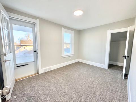 Tiny photo for 4104 Caroline Avenue, Toledo, OH 43612 (MLS # 10004257)