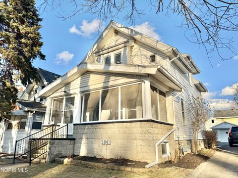 Tiny photo for 4104 Caroline Avenue, Toledo, OH 43612 (MLS # 10004257)