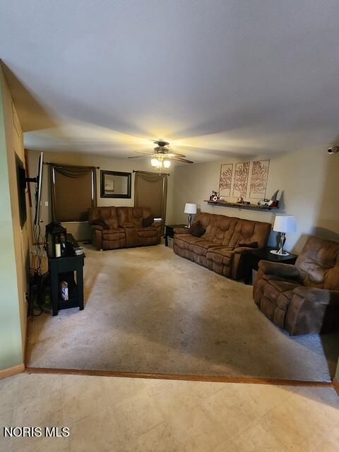 Tiny photo for 5701 Blue Grass Drive, Walbridge, OH 43465 (MLS # 10007933)