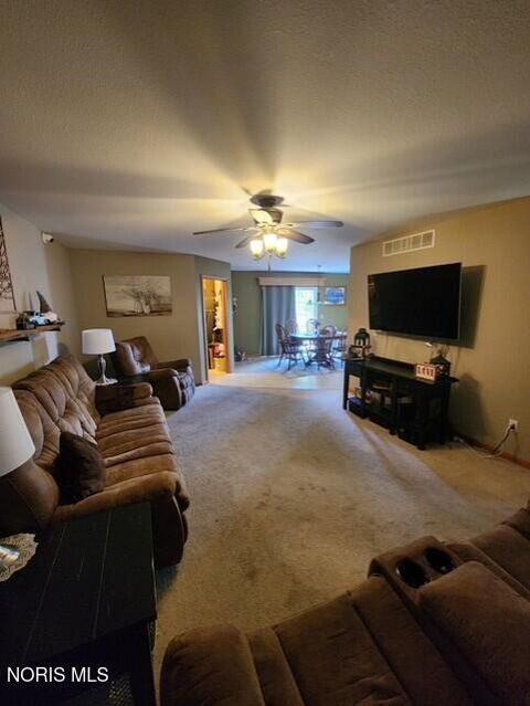Tiny photo for 5701 Blue Grass Drive, Walbridge, OH 43465 (MLS # 10007933)