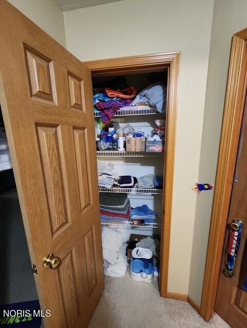 Tiny photo for 5701 Blue Grass Drive, Walbridge, OH 43465 (MLS # 10007933)