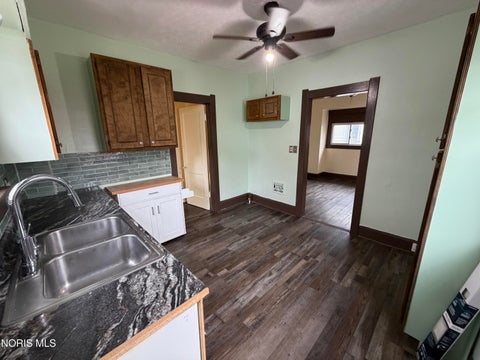 Tiny photo for 526 Ogden Avenue, Toledo, OH 43609 (MLS # 10012225)