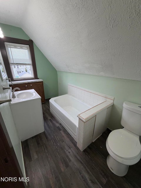 Tiny photo for 526 Ogden Avenue, Toledo, OH 43609 (MLS # 10012225)