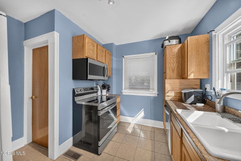 Tiny photo for 607 Tiffin Avenue, Findlay, OH 45840 (MLS # 10013949)