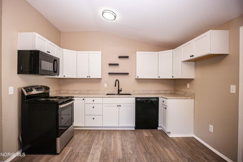 Tiny photo for 6016 Curson Drive, Toledo, OH 43612 (MLS # 10012507)