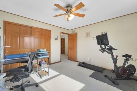 Tiny photo for 5462 Deercross Court, Sylvania, OH 43560 (MLS # 10005193)