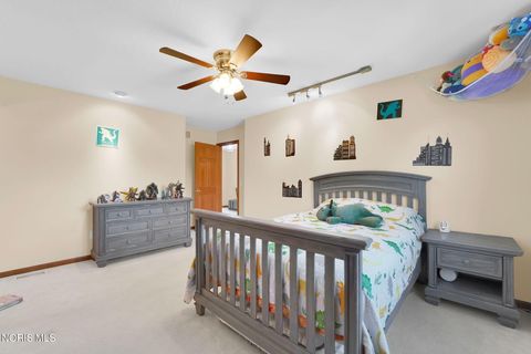 Tiny photo for 5462 Deercross Court, Sylvania, OH 43560 (MLS # 10005193)