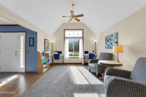 Tiny photo for 5462 Deercross Court, Sylvania, OH 43560 (MLS # 10005193)