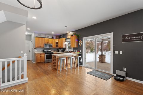 Tiny photo for 1748 Watermill Lane, Perrysburg, OH 43551 (MLS # 10002011)