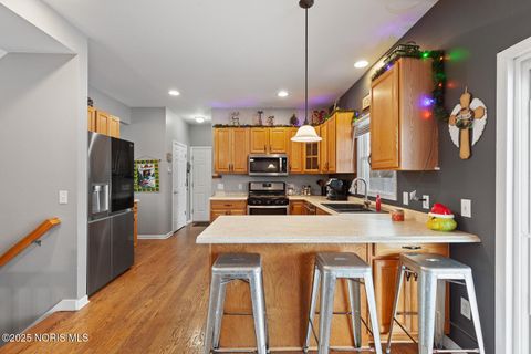 Tiny photo for 1748 Watermill Lane, Perrysburg, OH 43551 (MLS # 10002011)