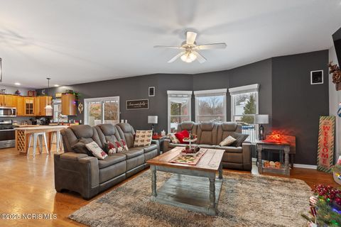 Tiny photo for 1748 Watermill Lane, Perrysburg, OH 43551 (MLS # 10002011)