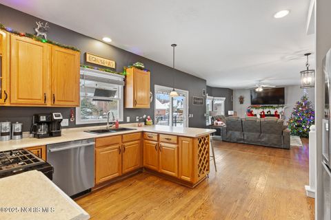 Tiny photo for 1748 Watermill Lane, Perrysburg, OH 43551 (MLS # 10002011)