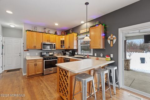 Tiny photo for 1748 Watermill Lane, Perrysburg, OH 43551 (MLS # 10002011)