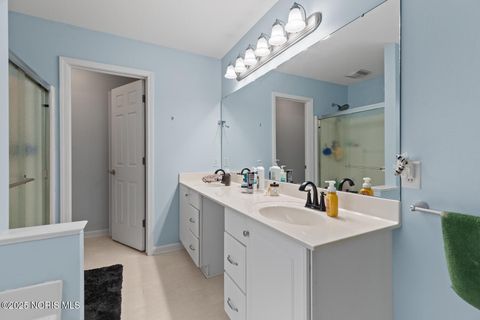 Tiny photo for 1748 Watermill Lane, Perrysburg, OH 43551 (MLS # 10002011)