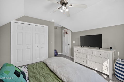Tiny photo for 1609 Grand Bay Drive, Oregon, OH 43616 (MLS # 10013004)