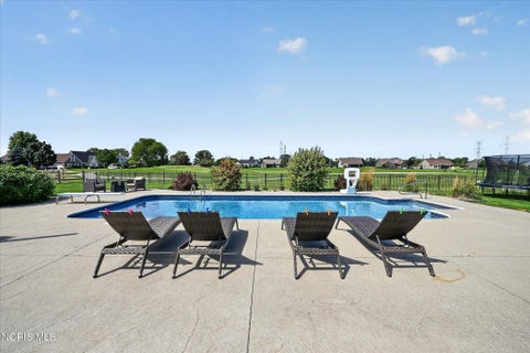 Tiny photo for 1609 Grand Bay Drive, Oregon, OH 43616 (MLS # 10013004)