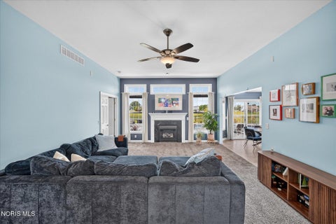 Tiny photo for 1609 Grand Bay Drive, Oregon, OH 43616 (MLS # 10013004)