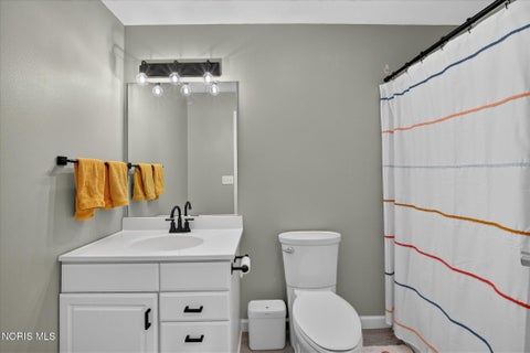 Tiny photo for 1609 Grand Bay Drive, Oregon, OH 43616 (MLS # 10013004)