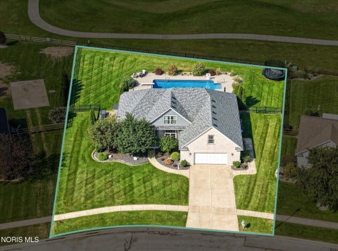 Tiny photo for 1609 Grand Bay Drive, Oregon, OH 43616 (MLS # 10013004)