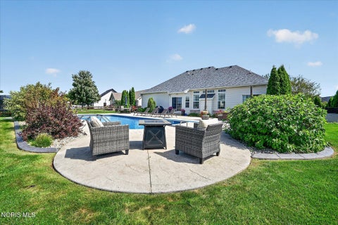 Tiny photo for 1609 Grand Bay Drive, Oregon, OH 43616 (MLS # 10013004)