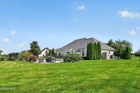 Tiny photo for 1609 Grand Bay Drive, Oregon, OH 43616 (MLS # 10013004)