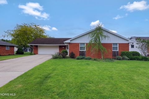 Photo of 65 Lafayette Drive, Napoleon, OH 43545 (MLS # 10007919)